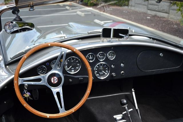 1965 Superformance Mark III Shelby 427 Roadster - 13835506 - 14