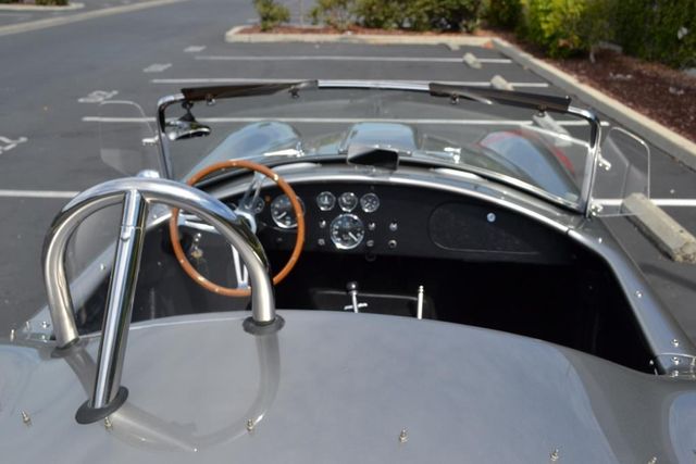 1965 Superformance Mark III Shelby 427 Roadster - 13835506 - 7