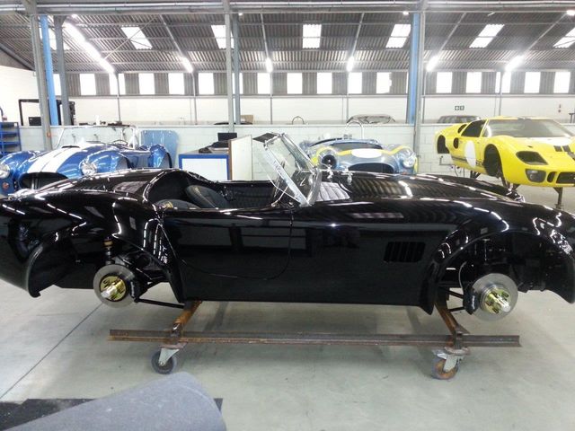 1965 Superformance MKIII Roadster 20th Anniversary Superformance Roadster - 11636846 - 14