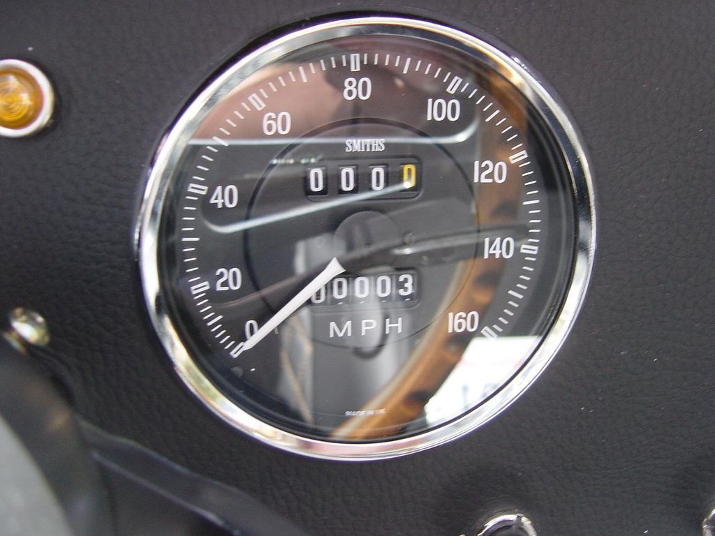 1965 Superformance MKIII Roadster 20th Anniversary Superformance Roadster - 11636846 - 24