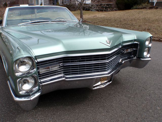 1966 Cadillac DEVILLE RESTORED - 6855036 - 2