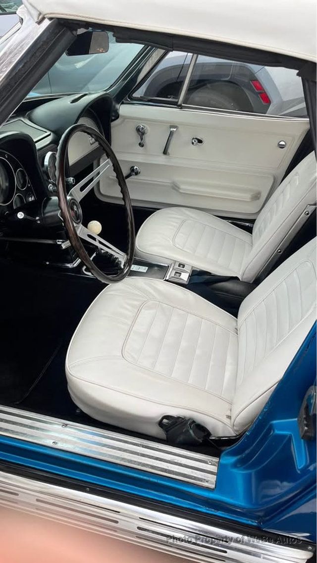 1966 Chevrolet Corvette Convertible For Sale - 23021494 - 5