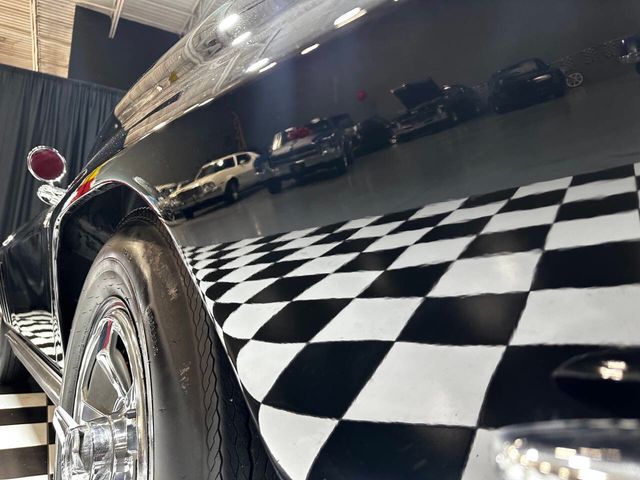 1966 Chevrolet Corvette NUMBERS 327cid 300hp BLOOMINGTON GOLD - 22799934 - 12