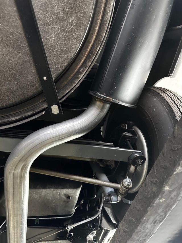 1966 Chevrolet Corvette NUMBERS 327cid 300hp BLOOMINGTON GOLD - 22799934 - 64