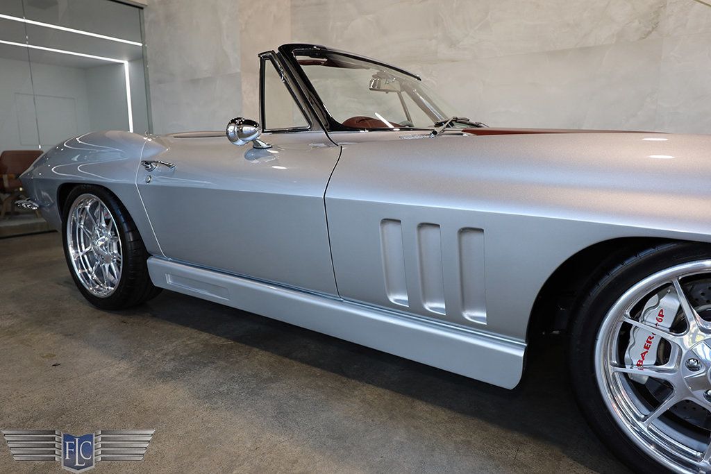 1966 Chevrolet Corvette Convertible  - 23043738 - 12