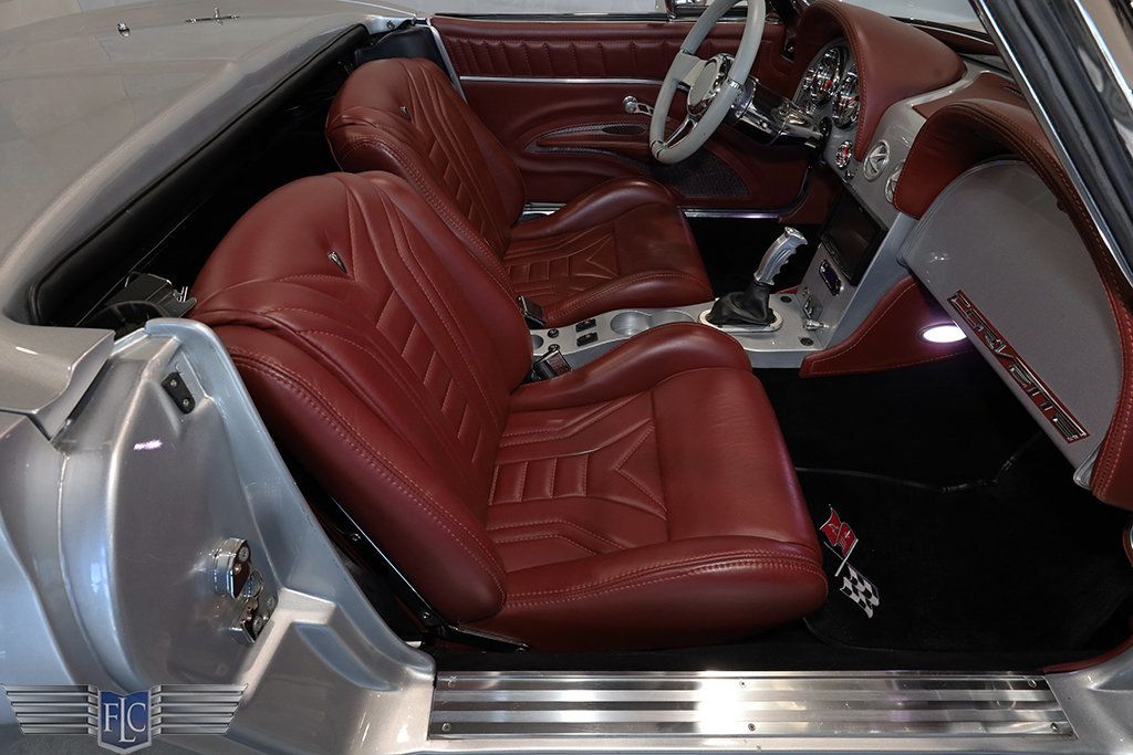 1966 Chevrolet Corvette Convertible  - 23043738 - 23