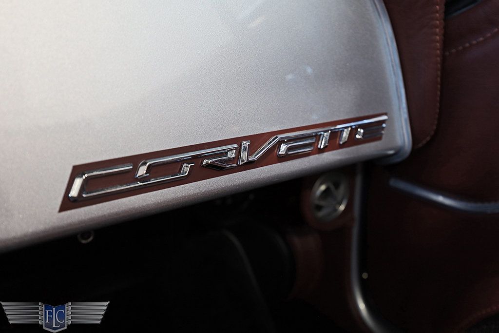 1966 Chevrolet Corvette Convertible  - 23043738 - 25