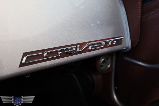 1966 Chevrolet Corvette Convertible  - 23043738 - 25