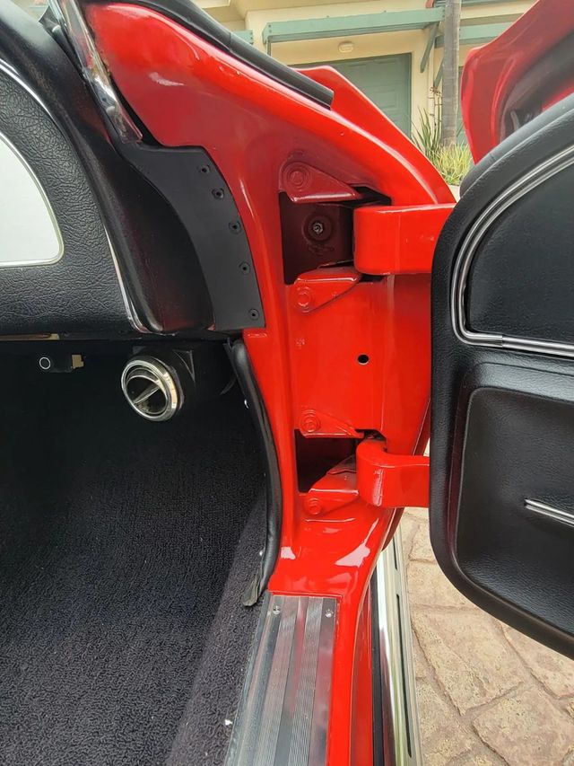 1966 Chevrolet Corvette Convertible 1966 Corvette Convertible Big Block - 22776374 - 26