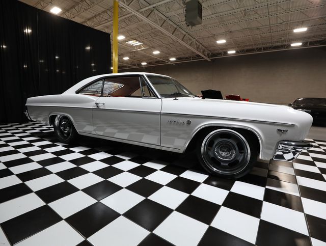 1966 Chevrolet Impala PRO TOURING - SLICK - LS - RIDE TECH - AIR RIDE - 23056667 - 14