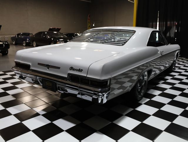 1966 Chevrolet Impala PRO TOURING - SLICK - LS - RIDE TECH - AIR RIDE - 23056667 - 16