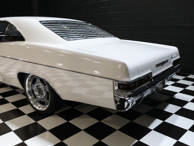 1966 Chevrolet Impala PRO TOURING - SLICK - LS - RIDE TECH - AIR RIDE - 23056667 - 22