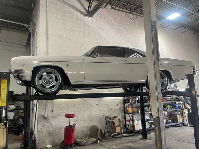 1966 Chevrolet Impala PRO TOURING - SLICK - LS - RIDE TECH - AIR RIDE - 23056667 - 71