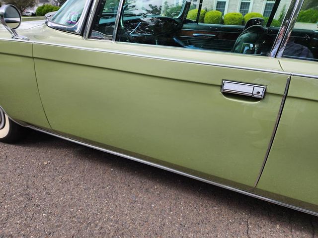 1966 Chrysler IMPERIAL  - 22152885 - 56