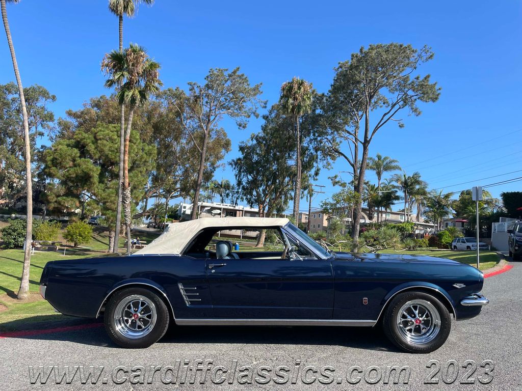 1966 Ford Mustang  - 22085072 - 3