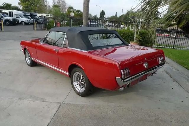 1966 Ford Mustang Convertible For Sale - 22333019 - 6