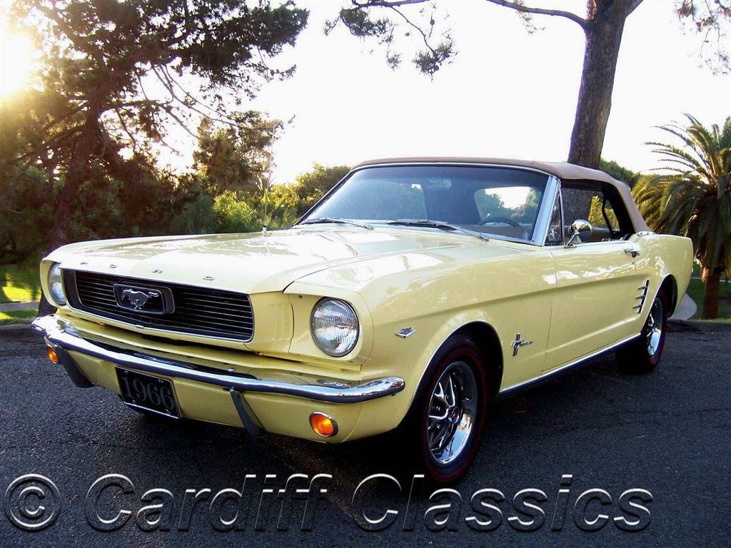 1966 Ford Mustang Convertible 289 V8 - 12945407 - 31