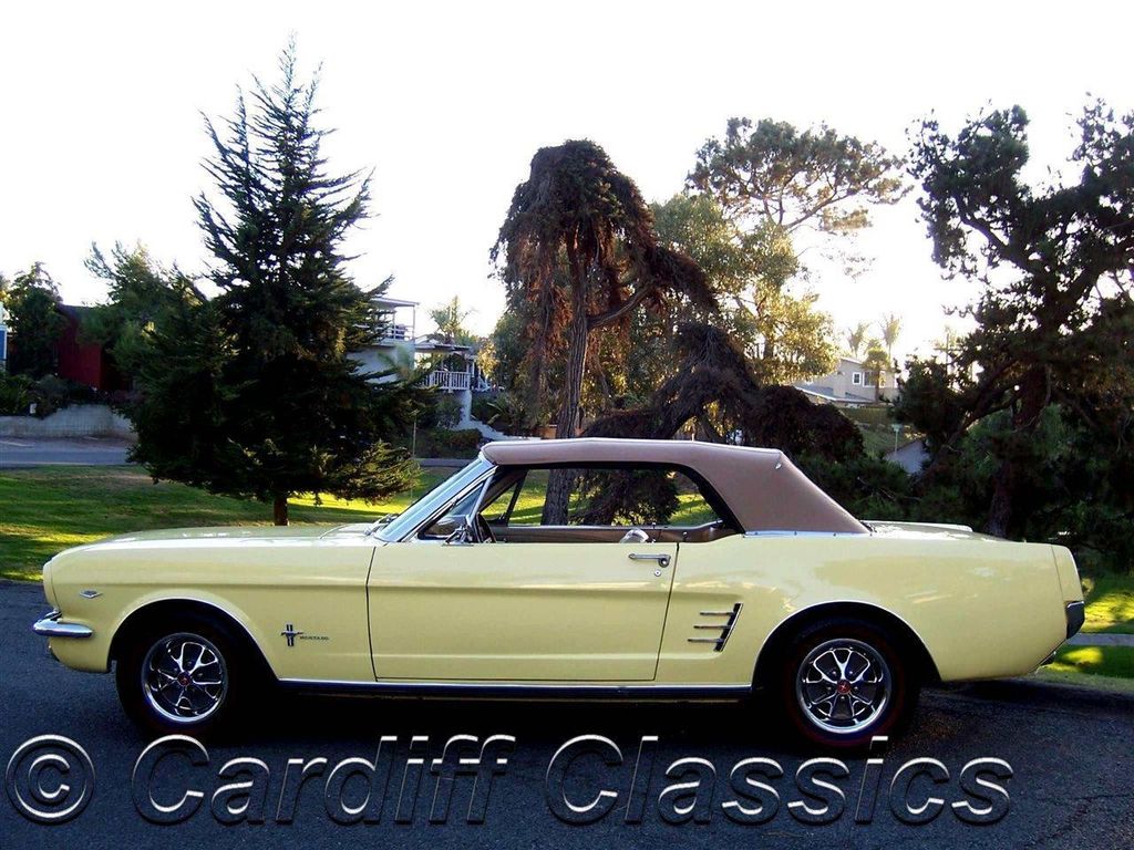 1966 Ford Mustang Convertible 289 V8 - 12945407 - 33