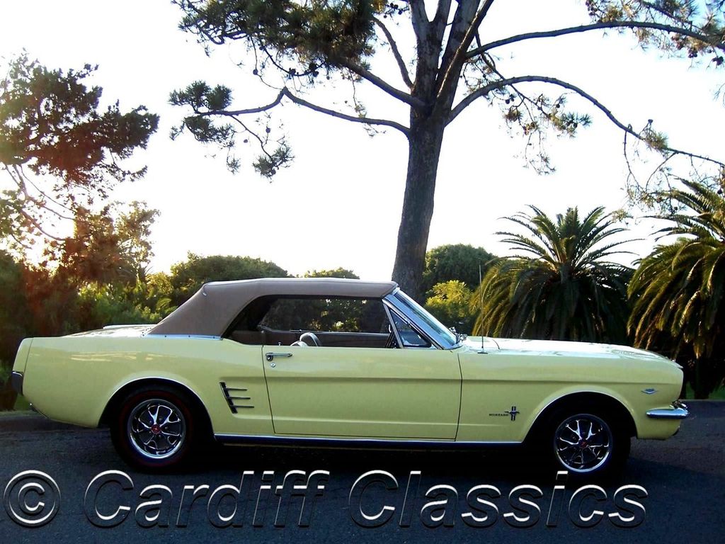 1966 Ford Mustang Convertible 289 V8 - 12945407 - 34