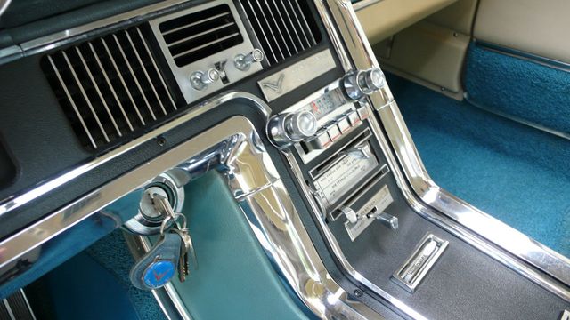 1966 Ford THUNDERBIRD  - 15208172 - 19