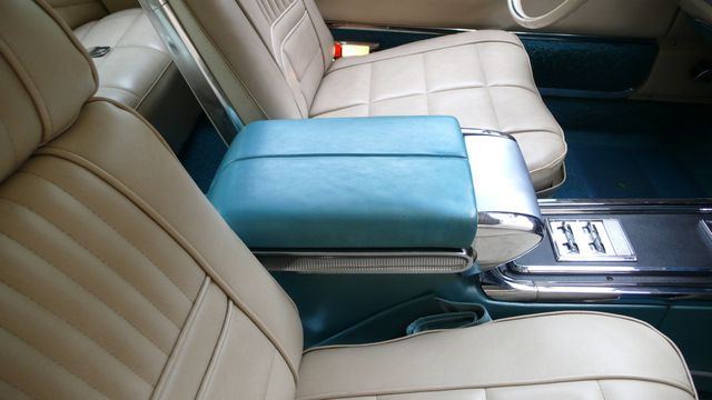 1966 Ford THUNDERBIRD  - 15208172 - 34