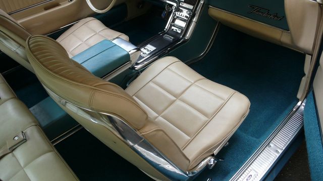 1966 Ford THUNDERBIRD  - 15208172 - 35