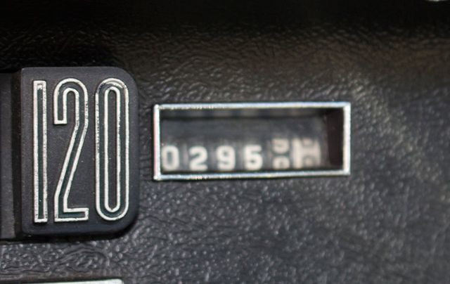 1966 Ford THUNDERBIRD NO RESERVE  - 21371744 - 17