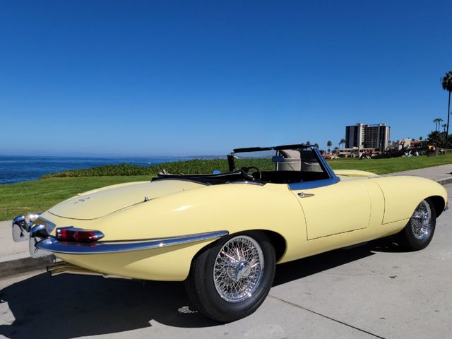 1966 Jaguar XKE Series 1 Roadster 1966 Jaguar XKE XKE ROADSTER Convertible - 21472569 - 22