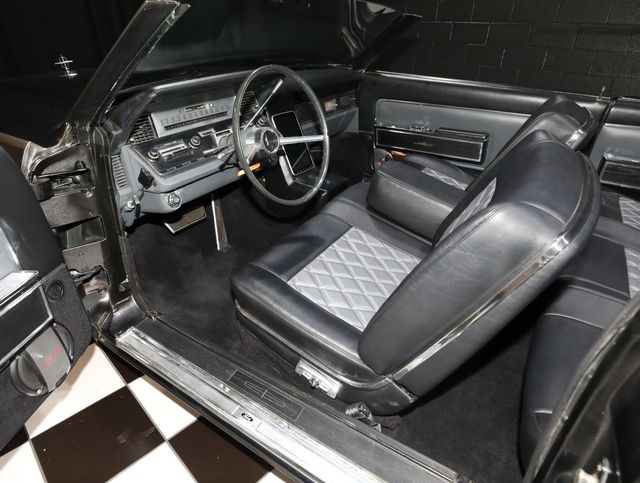1966 Lincoln Continental CUSTOM ICONIC STYLE - 23056695 - 2