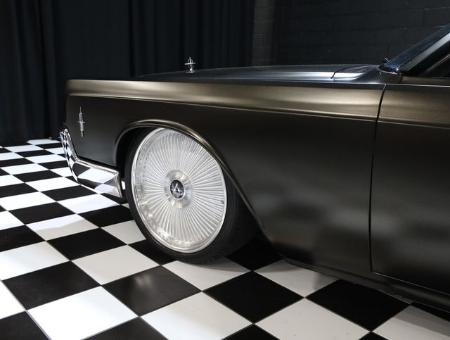 1966 Lincoln Continental CUSTOM ICONIC STYLE - 23056695 - 30