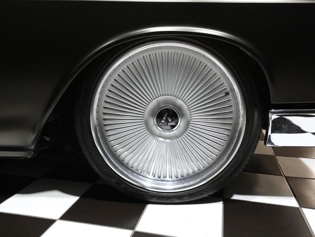1966 Lincoln Continental CUSTOM ICONIC STYLE - 23056695 - 34