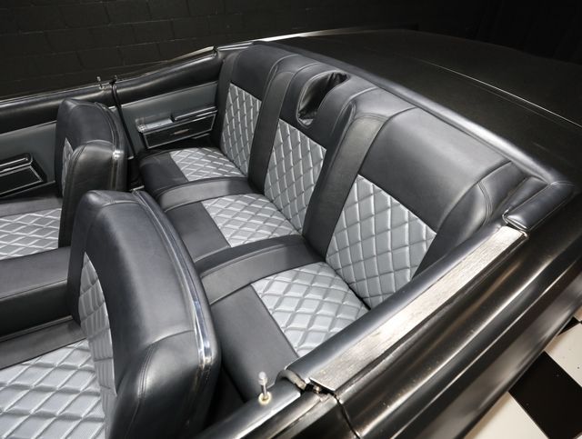 1966 Lincoln Continental CUSTOM ICONIC STYLE - 23056695 - 3