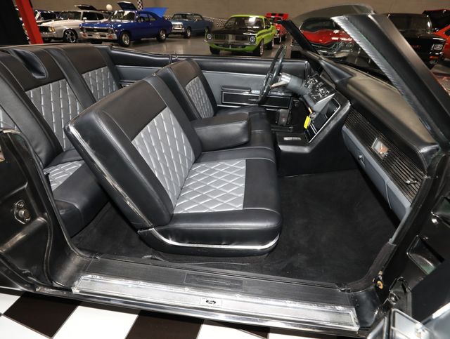 1966 Lincoln Continental CUSTOM ICONIC STYLE - 23056695 - 43