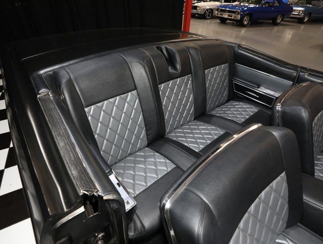 1966 Lincoln Continental CUSTOM ICONIC STYLE - 23056695 - 44