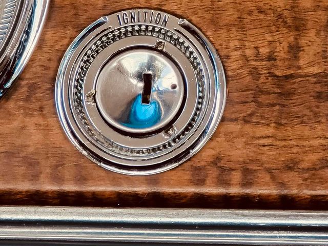 1966 Oldsmobile 98 Holiday coupe  - 20898616 - 34