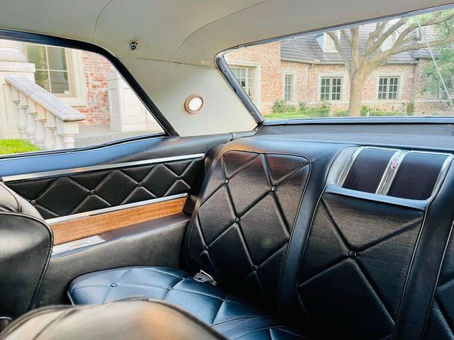 1966 Oldsmobile 98 Holiday coupe  - 20898616 - 39