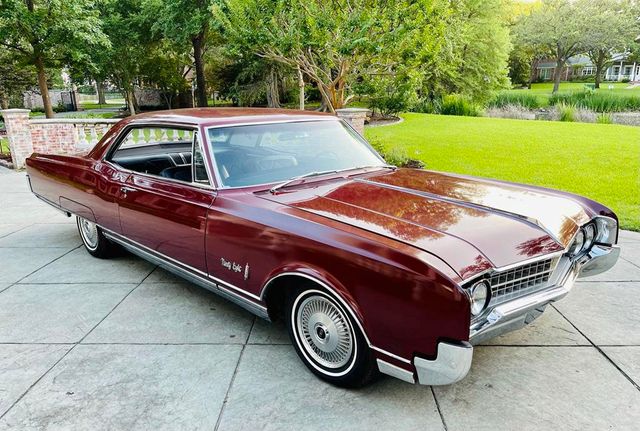 1966 Oldsmobile 98 Holiday coupe  - 20898616 - 4