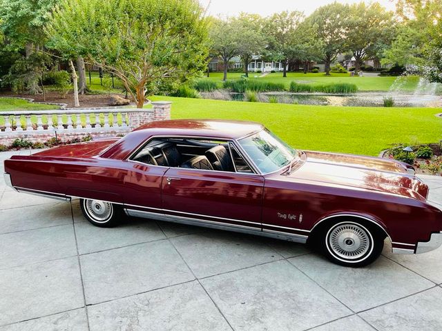 1966 Oldsmobile 98 Holiday coupe  - 20898616 - 53