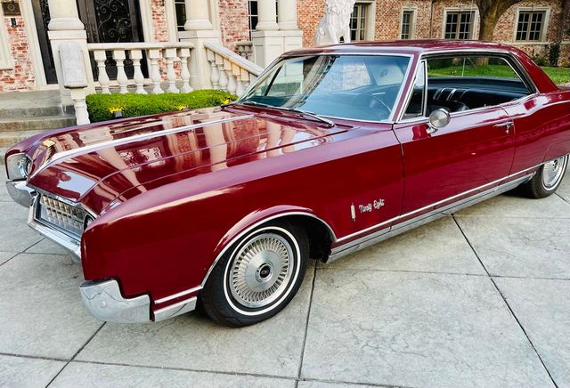 1966 Oldsmobile 98 Holiday coupe  - 20898616 - 67