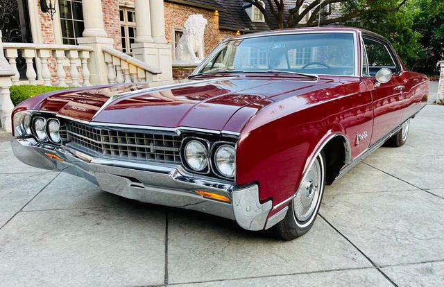 1966 Oldsmobile 98 Holiday coupe  - 20898616 - 83
