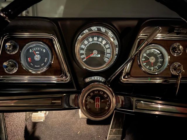 1966 Oldsmobile 98 Holiday coupe  - 20898616 - 87