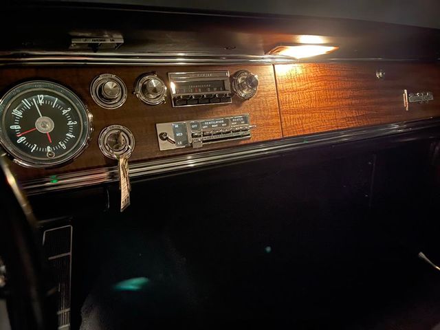 1966 Oldsmobile 98 Holiday coupe  - 20898616 - 88