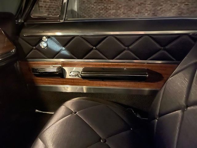 1966 Oldsmobile 98 Holiday coupe  - 20898616 - 89