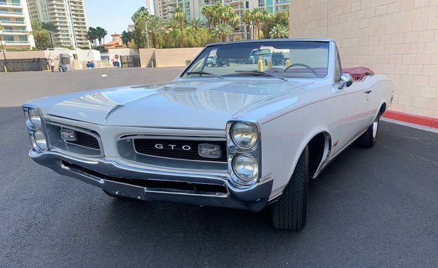 1966 Pontiac GTO CONVERTIBLE NO RESERVE - 20861927 - 23