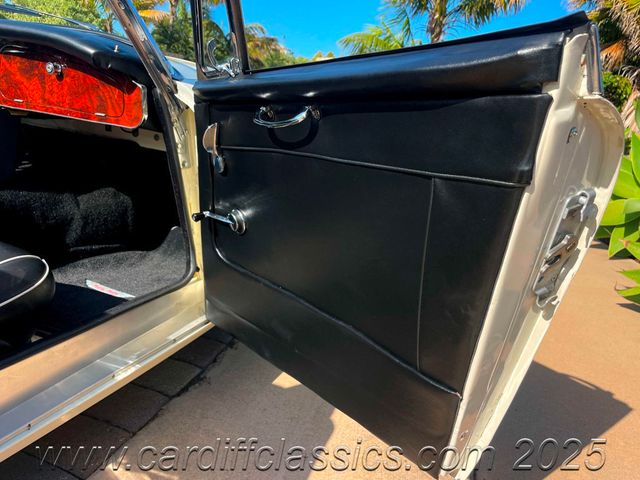 1967 Austin Healey 3000 BJ8 Mk III  - 22850529 - 21