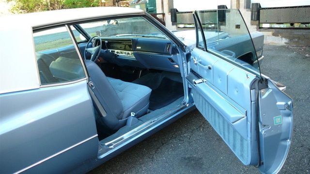 1967 Cadillac DEVILLE COUPE DEVILLE - 12764006 - 17