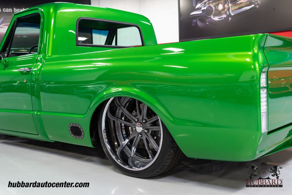 The Grinch” never disappoints. ::: #thegrinch #c10 #custom #truck