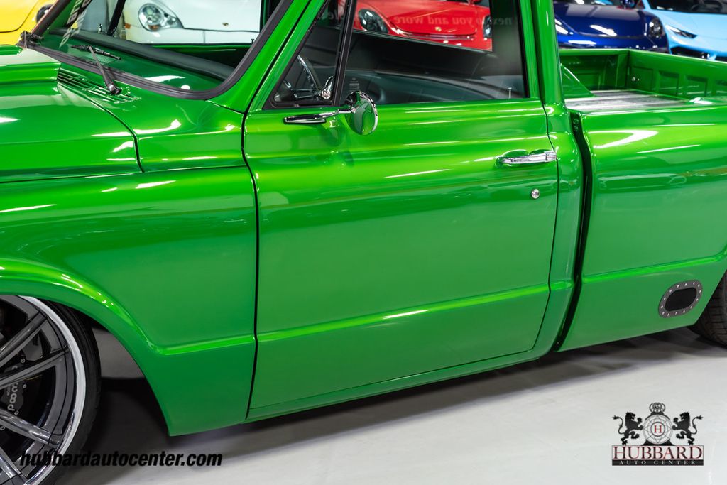 The Grinch” never disappoints. ::: #thegrinch #c10 #custom #truck