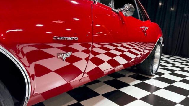 1967 Chevrolet Camaro 502cid CRATE ENGINE OVERDRIVE 700R4 WILWOOD AC - 22951171 - 22