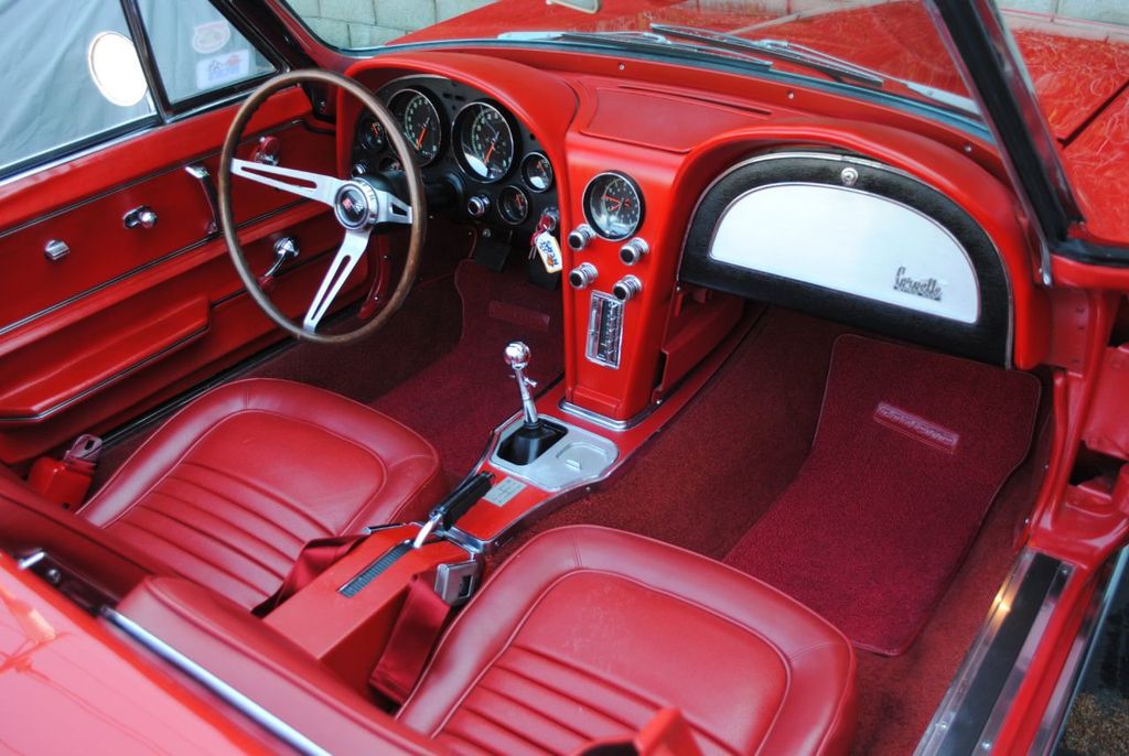 1967 Chevrolet Corvette  - 19967271 - 10